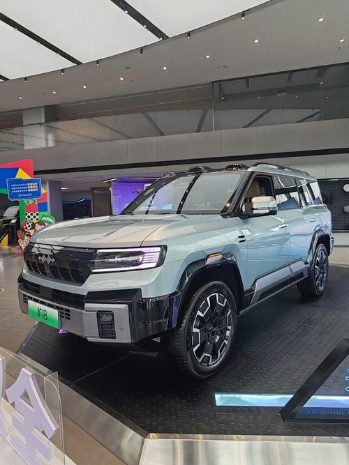 重庆南岸区弘康迈企业管理咨询比亚迪方程豹硬派越野的爆款，英菲尼迪35周年与你共成长